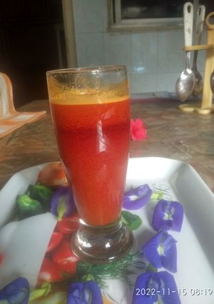 બીટ હળદર આદુ નો જ્યુસ (Beetroot Turmeric Ginger Juice Recipe In Gujarati) રેસીપી મુખ્ય ફોટો