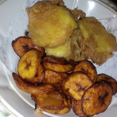 A picture of Golden yam and plantain.