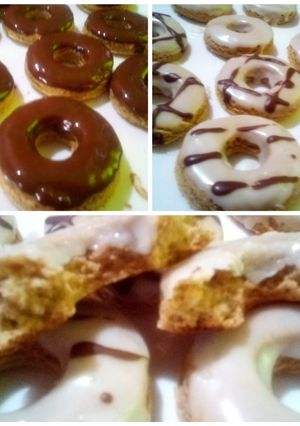 Una foto de Donas🍩 de avena banana 🍌 y canela al Horno