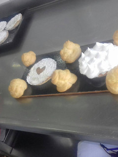 Una foto de Tarta de ricota lemon pie y masa bomba