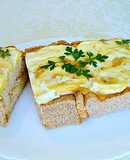 Budín aperitivo de pan integral con manzana