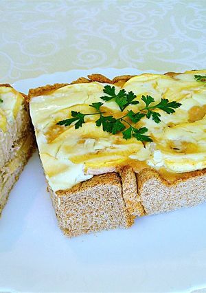 Foto principal de Budín aperitivo de pan integral con manzana