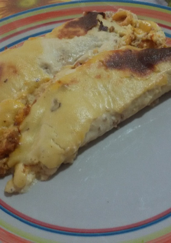 Una foto de Crepes de carne con salsa de queso con Thermomix
