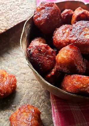 কলা ওলের ফুলুরি(Kola oler fuluri recipe in bengali) রেসিপির প্রধান ছবি