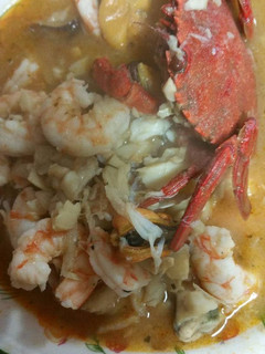 Una foto de Sopa de marisco picosa