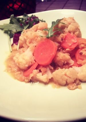 Karfiol, vörös lencsével és curryvel recept fotója