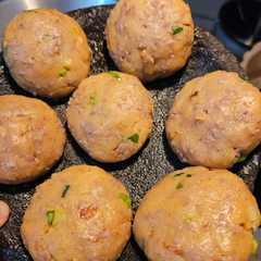 A picture of Mpasi-perkedel daging telur keju.