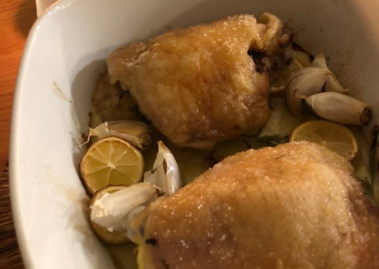 Øko kyllingeoverlår med citron,timian og hvidløg
