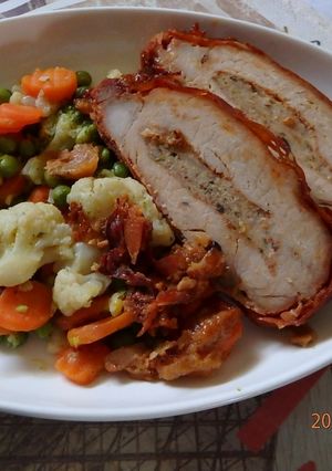 Töltött sertéskaraj szarvasgomba salsás töltelékkel recept fotója