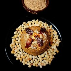 A picture of White sesame seeds Kachariyu.