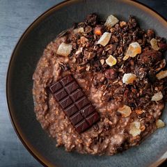 A picture of Dark Choc & Ginger Proats.