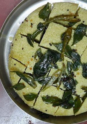 মুগ ডালের ধোকলা(moog daler dhokla recipe in Bengali) রেসিপির প্রধান ছবি