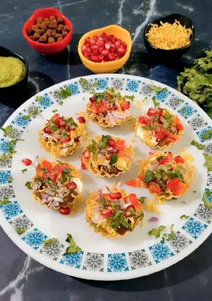 A picture of Basket chaat.