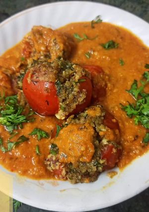 A picture of Stuffed tomatoes.
