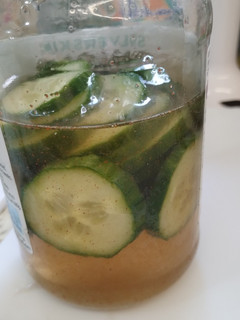 A picture of 🥒 pickled cucumber 🥒.
