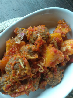 Foto resep Balado Bola Daging Kentang