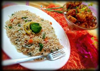 How to Recipe Perfect Gobhi Manchurian with Veg Fried Rice