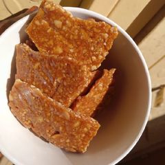 A picture of Groundnut candy(hallaka kobo).