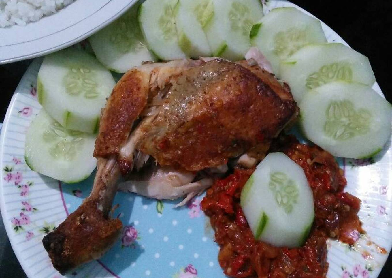 Ayam goreng geprek