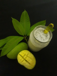 आम लस्सी रेसिपी मुख्य फोटो