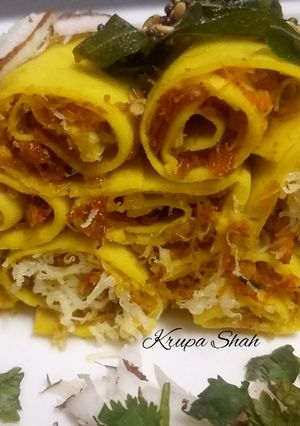 A picture of Vermicelli stuffed moong dal khandvi.
