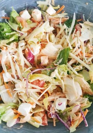 Una foto de Ensalada, caprichosa 😊