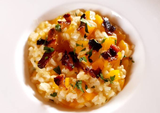 Ricetta di Veloce Risotto alla zucca e pancetta caramellata al miele 🥓🍯