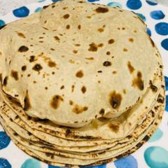 A picture of Quinoa flour soft roti.