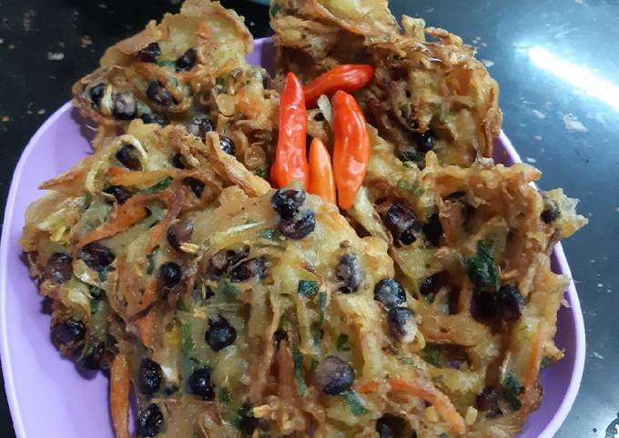 Resep Bakwan Sayuran Renyah Oleh Istis Mom Recipe Cookpad