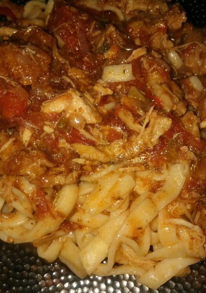 Una foto de Fideos con salsa
