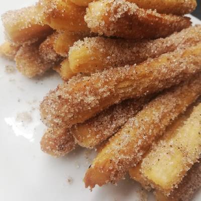 Churros hecho en casa Receta de Legna Tesselly Disla- Cookpad