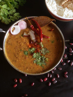 A picture of Rajma coconut dal tadka.