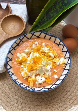 Una foto de Crema de alubias blancas con tomates y zanahorias asadas