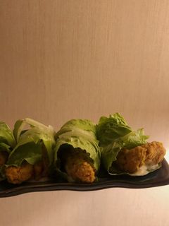 صورة لوصفة لفائف الخس بالدجاج - كيتو 🥬🍗