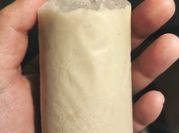 Una foto de leche de cacahuate