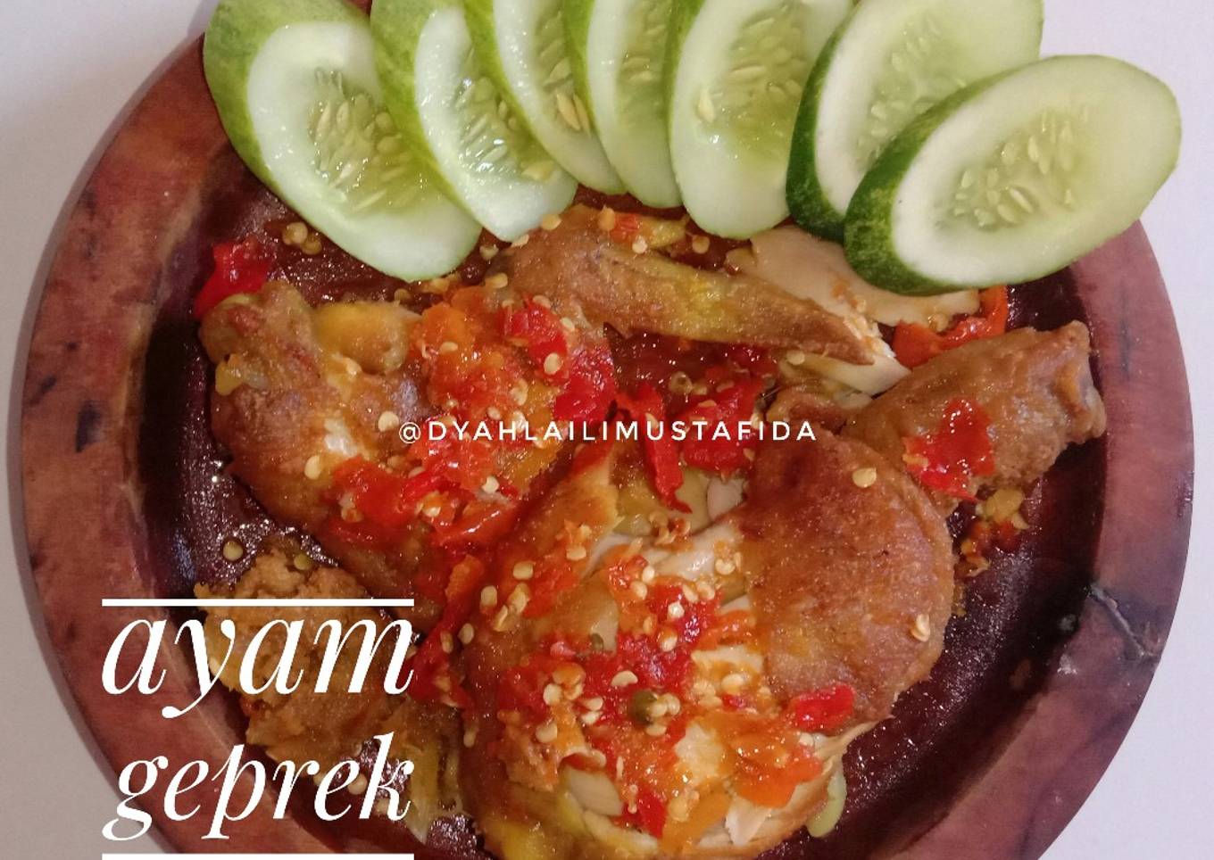 Ayam geprek bumbu ungkep