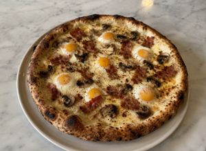 Foto principal de Pizza Carbonara Italiana