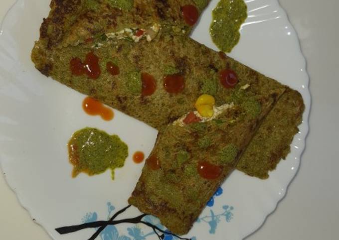 Stuffed moong dal chilla