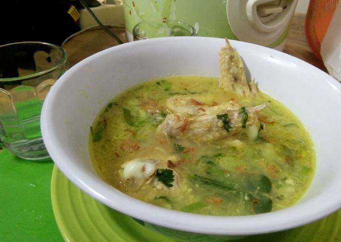 Soto Ayam Kuah Kuning