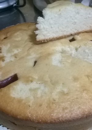 Una foto de Bizcochuelo fácil con membrillo