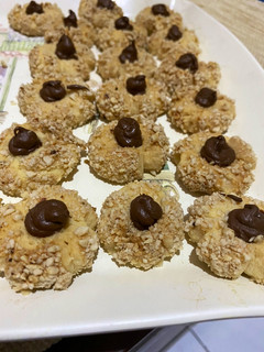 Foto resep Thumbprint peanut nutella cookies