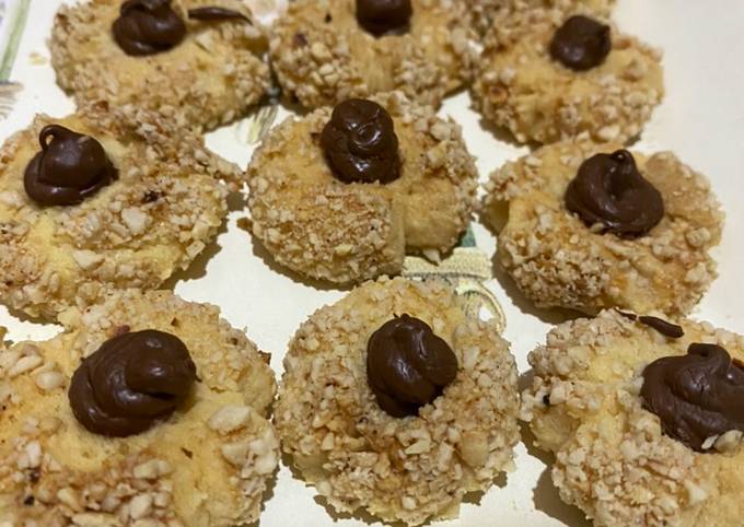 Resep Thumbprint peanut nutella yang Lezat