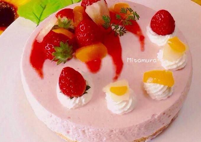 草莓優格慕絲蛋糕 食譜成品照片