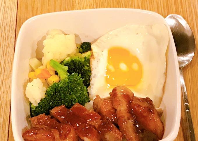 Honey-glazed char siu rice bowl