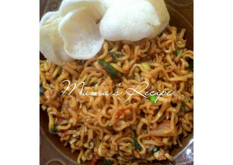 Bagaimana Menyiapkan Mie telur goreng simple, Lezat