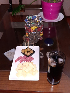 Una foto de Piscola