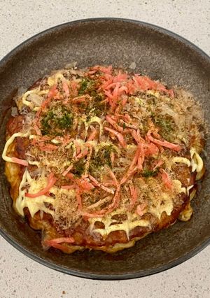A picture of Okonomiyaki.