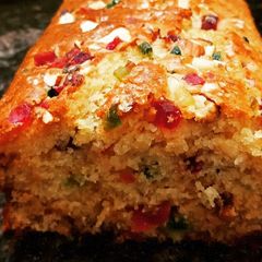 A picture of Fruit cake.
