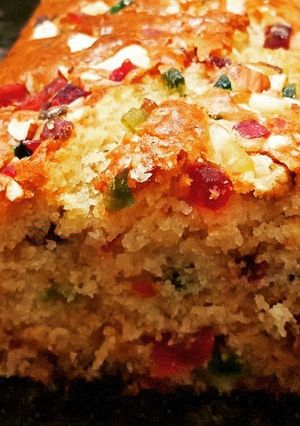 A picture of Fruit cake.