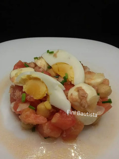 Una foto de Ensalada de garbanzos